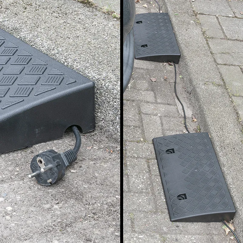 Fortauskantrampe 70 mm svart – sett med 2 deler